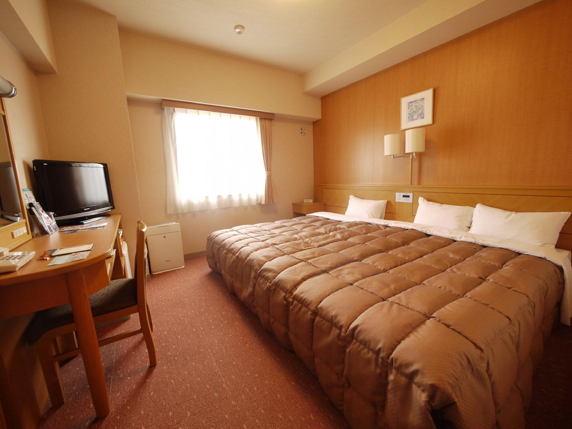 Hotel Route-Inn Toyokawa Inter Экстерьер фото